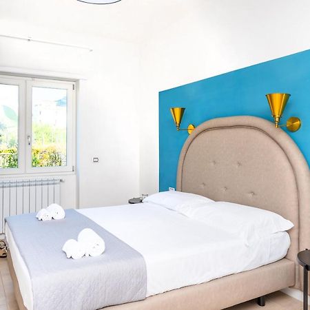 Mako Sorrento Suites Bagian luar foto