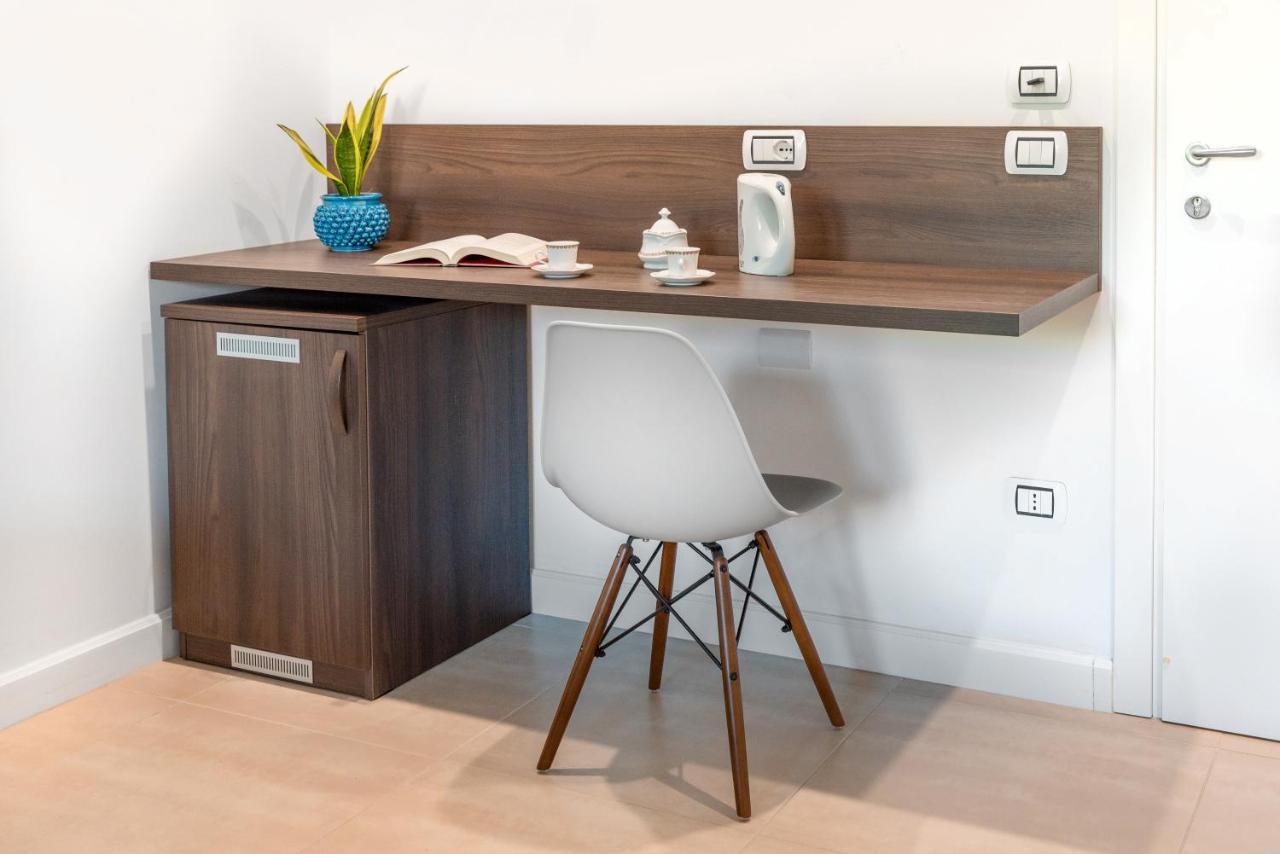 Mako Sorrento Suites Bagian luar foto